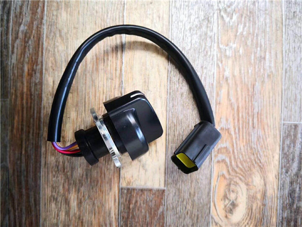 国三手油门厂家