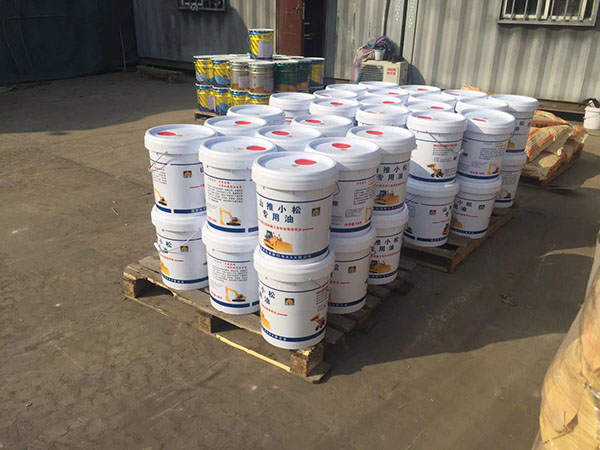 山推小松油 山推小松油