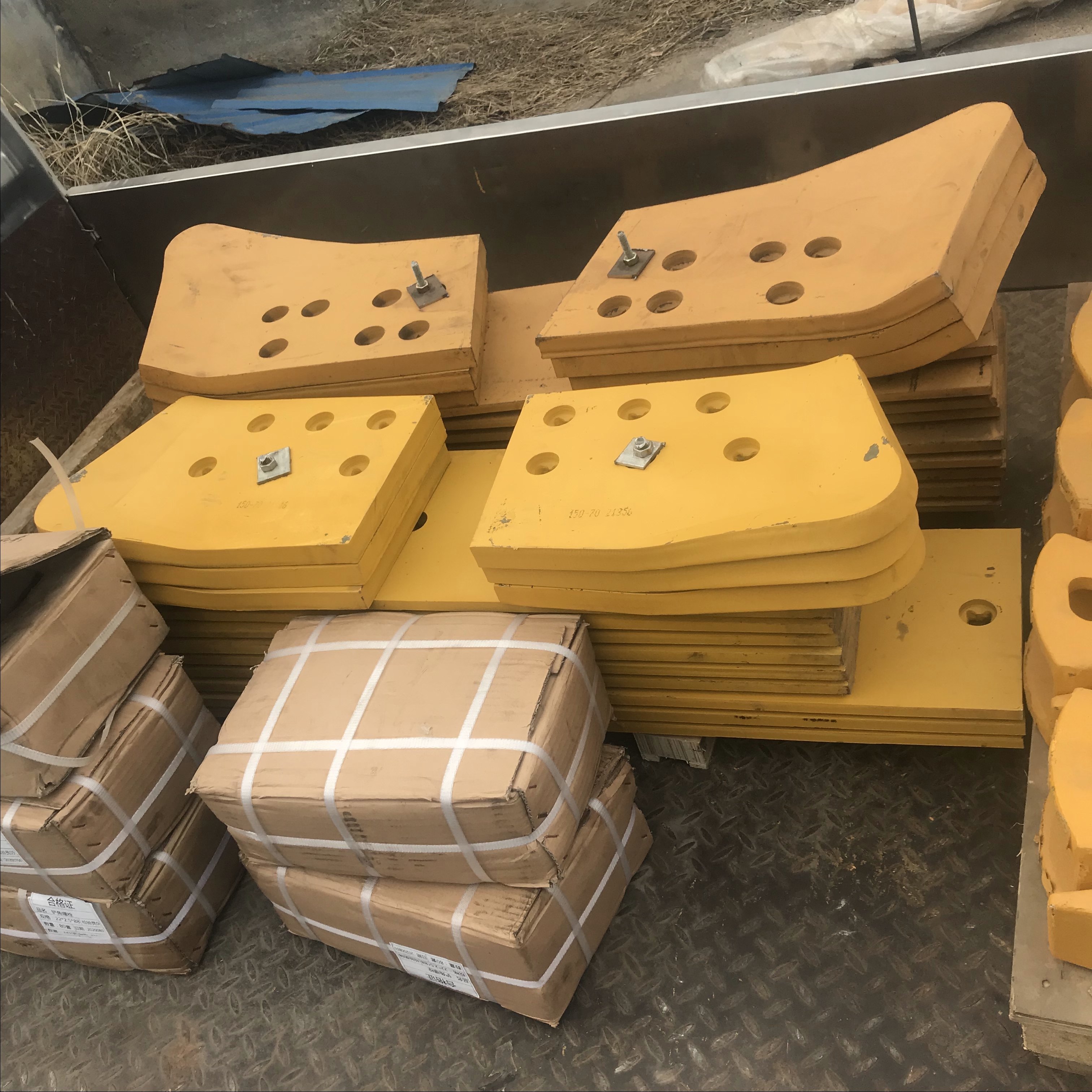 山推挖掘机配件