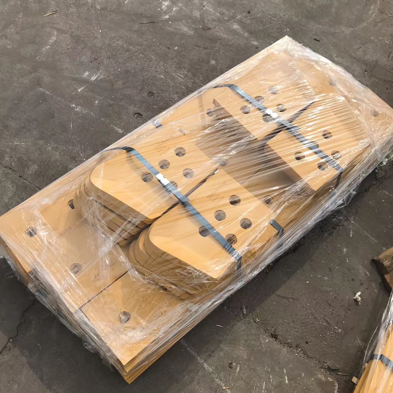 山东推土机配件